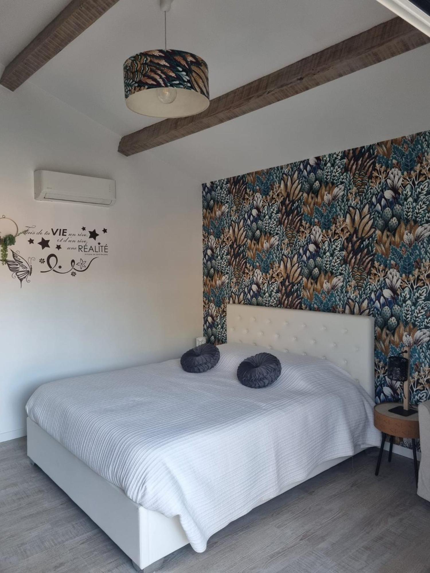A L'oree Du Pin Bed & Breakfast 2*